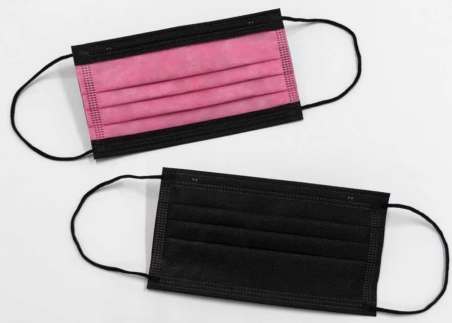   【日本製】国産３層構造不織布カラーマスク　ピンク（桃）✕ ブラック（黒）５枚入
